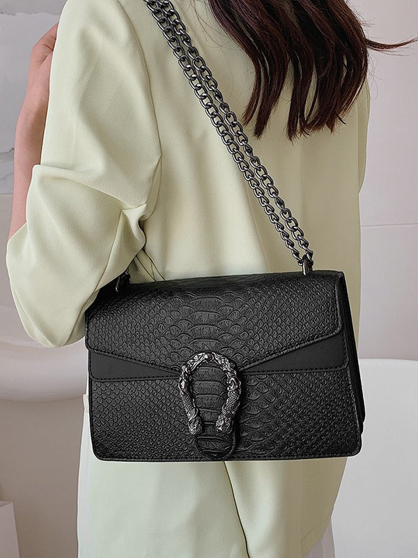 Sac à main carré en chaîne pour femmes de luxe eprolo, sac à bandoulière chic avec détails en or et design élégant.